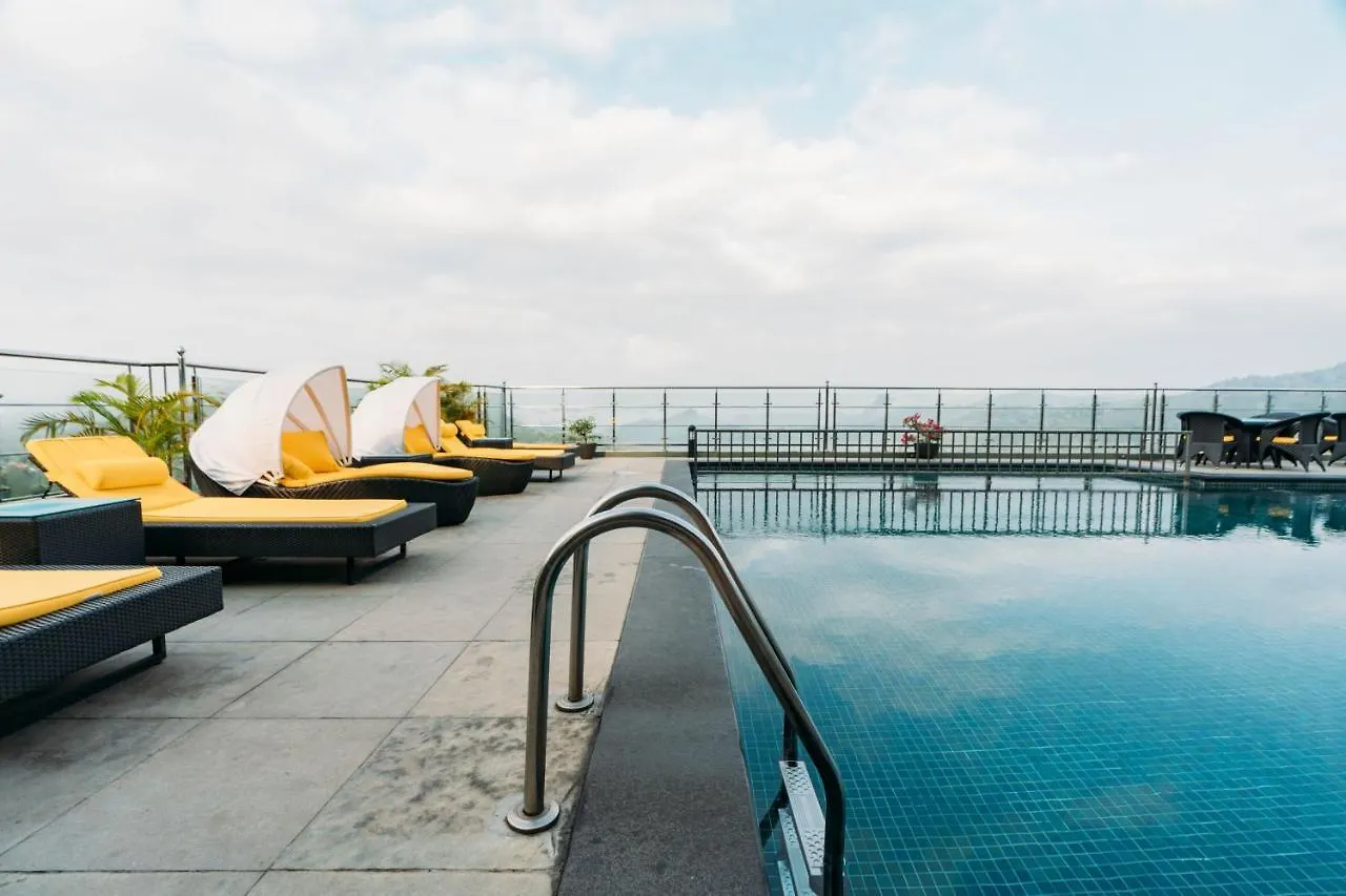 The Panoramic Getaway Hotel Munnar
