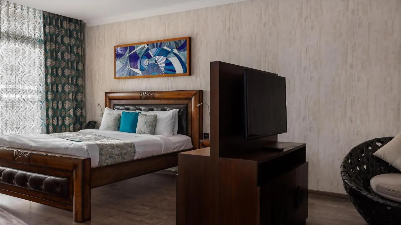 The Panoramic Getaway Hotel Munnar